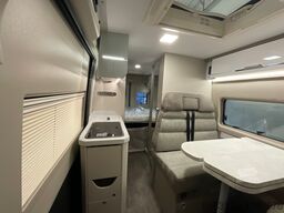 KARMANN DAVIS 590 LIFESYLE, Markise, Radio mit Navi