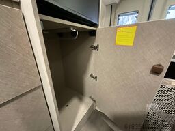 KARMANN DAVIS 590 LIFESYLE, Markise, Radio mit Navi