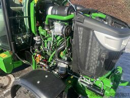 John Deere 4066R
