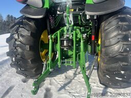 John Deere 4066R