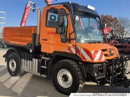 Mercedes-Benz Unimog U 319 Uni-Touch