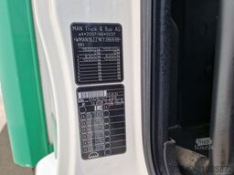 MAN TGM 15.250/340 4X2 BL TGM 15.250/340 4X2 BL, Tiefkühlkoffer, Thermoking, Rolltor, unterfaltbare Dhollandia LBW