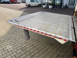 MAN TGL 12.250/340 4X2 BL TGL 12.250/340 4X2 BL mit Dhollandia LBW, 42 cbm