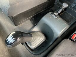 MAN TGL 12.250/340 4X2 BL TGL 12.250/340 4X2 BL mit Dhollandia LBW, 42 cbm