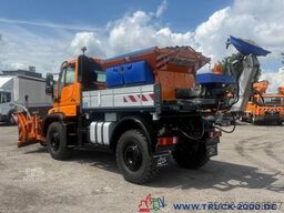Unimog U500 238PS Winterdienst +Streuer+Schild +1453 BS