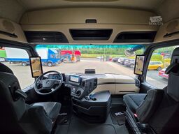 MERCEDES-BENZ Actros 2553 / Retarder / Ladebordwand /Lenkachse
