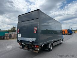 MERCEDES-BENZ Atego 818 KOFFER LBW KLIMA BLATT/LUFT