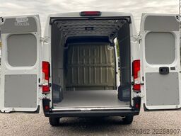 Peugeot Boxer 35 Heavy L4H2 BlueHDi 140 *NAV KAM
