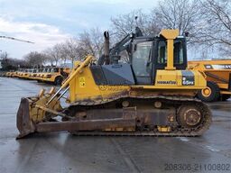 KOMATSU D65PX-15