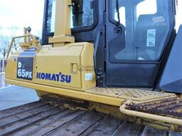 KOMATSU D65PX-15