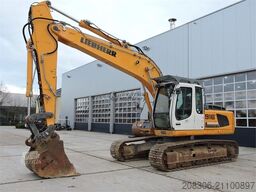 LIEBHERR R916