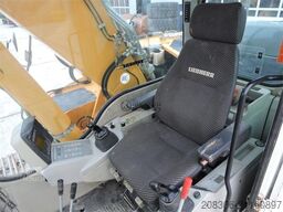 LIEBHERR R916