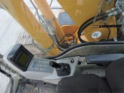 LIEBHERR R916