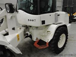 VOLVO L30G + FORK