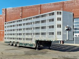 Pezzaioli 5 deck livestock trailer - Water & Ventilation ...