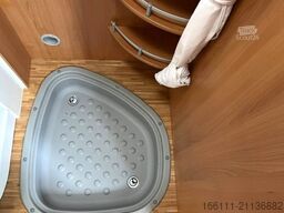 PÖSSL 2 Win - estbett - Markise - Tempomat - AHK -