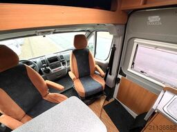 PÖSSL 2 Win - estbett - Markise - Tempomat - AHK -