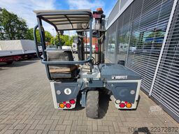 MOFFETT M4 25.3 Mitnahmestapler 4 x 4 erst 384 Std.