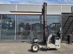 MOFFETT M4 25.3 Mitnahmestapler 4 x 4 erst 384 Std.