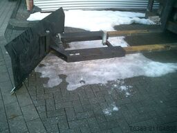 LINDE Gabelstapler Schneepflug 1,80 m Räumbreite