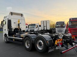 MAN TGX 26.520 6x2-4 LL Abroller Hyva Titanium