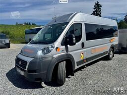 Fiat Ducato Minibus – 46,000 km – 2 Sets of Tires – 17