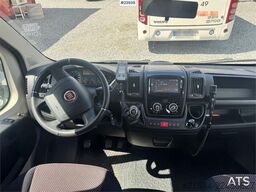 Fiat Ducato Minibus – 46,000 km – 2 Sets of Tires – 17