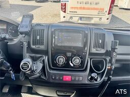Fiat Ducato Minibus – 46,000 km – 2 Sets of Tires – 17