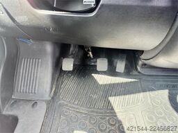 Fiat Ducato Minibus – 46,000 km – 2 Sets of Tires – 17