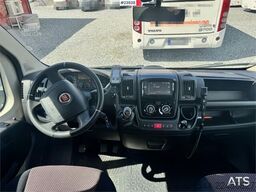 Fiat Ducato Minibus – 46,000 km – 2 Sets of Tires – 17