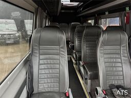 Mercedes-Benz Atlas Sprinter 519 CDI Minibus – 17 seats – 258,00