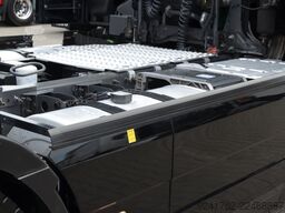 Volvo FH 500 XL / 2022r / NEW I-SAVE / K AMERA / LED / KLIMA P. / DE / 9426