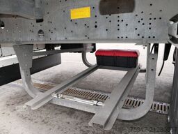 SCHMITZ CARGOBULL SKO 24/DOPPELSTOCK / ZURRLEISTE / 12642 XL BPW