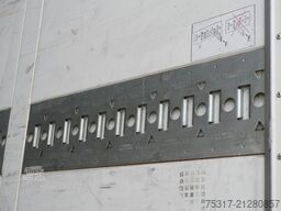 SCHMITZ CARGOBULL SKO 24/DOPPELSTOCK / ZURRLEISTE / 12642 XL BPW