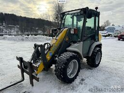 Kramer 5035 Wheel Loader with extensive equipment and hig
