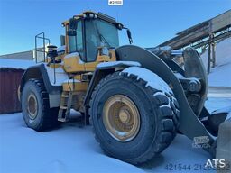 Volvo L250H Wheel Loader with bucket – gearbox needs rep