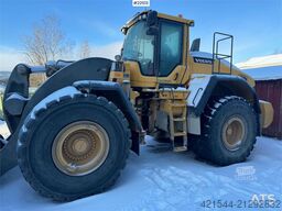Volvo L250H Wheel Loader with bucket – gearbox needs rep