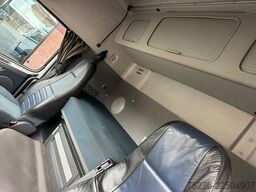 Volvo FM 420 6x2 Tractor unit / SZM HMF 4720 + Flyjib...