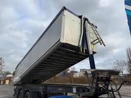 SCHMITZ CARGOBULL SKI 24 SL 06 7.2. Kipper .