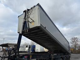 SCHMITZ CARGOBULL SKI 24 SL 06 7.2. Kipper .