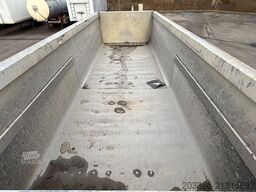 SCHMITZ CARGOBULL SKI 24 SL 06 7.2. Kipper .