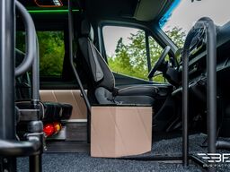 Mercedes-Benz Sprinter 519 Special 16+1 + 2 Rollstühle