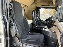 Mercedes-Benz Actros 1845 Gigaspace/Mirror Cam/Skirts/Night a...