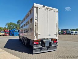 Scania P400 8x4*4 - 2/3 deck livestock Guiton 29.78M2 ...