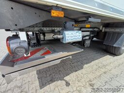 Schmitz Cargobull Carrier Vector HE19MT Multi Temp 2T Laadklep Li...