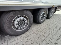Schmitz Cargobull Carrier Vector HE19MT Multi Temp 2T Laadklep Li...