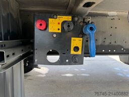 SCHMITZ CARGOBULL SCB*S3T *  * HUBDACH * LIFTACHSE * VOLUMEN*