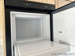 Bürstner Lyseo Time A 660 G 6 Sitzpl., Aufbauklima, SAT/TV