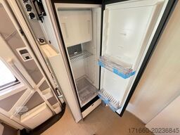 BÜRSTNER Lyseo TD 594 Komfort Paket 10 Zoll, Markise