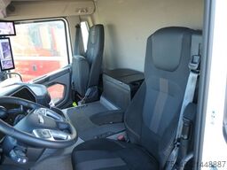 DAF XD 370 FA 4x2, 7.400mm lang, Thermo King T-800R